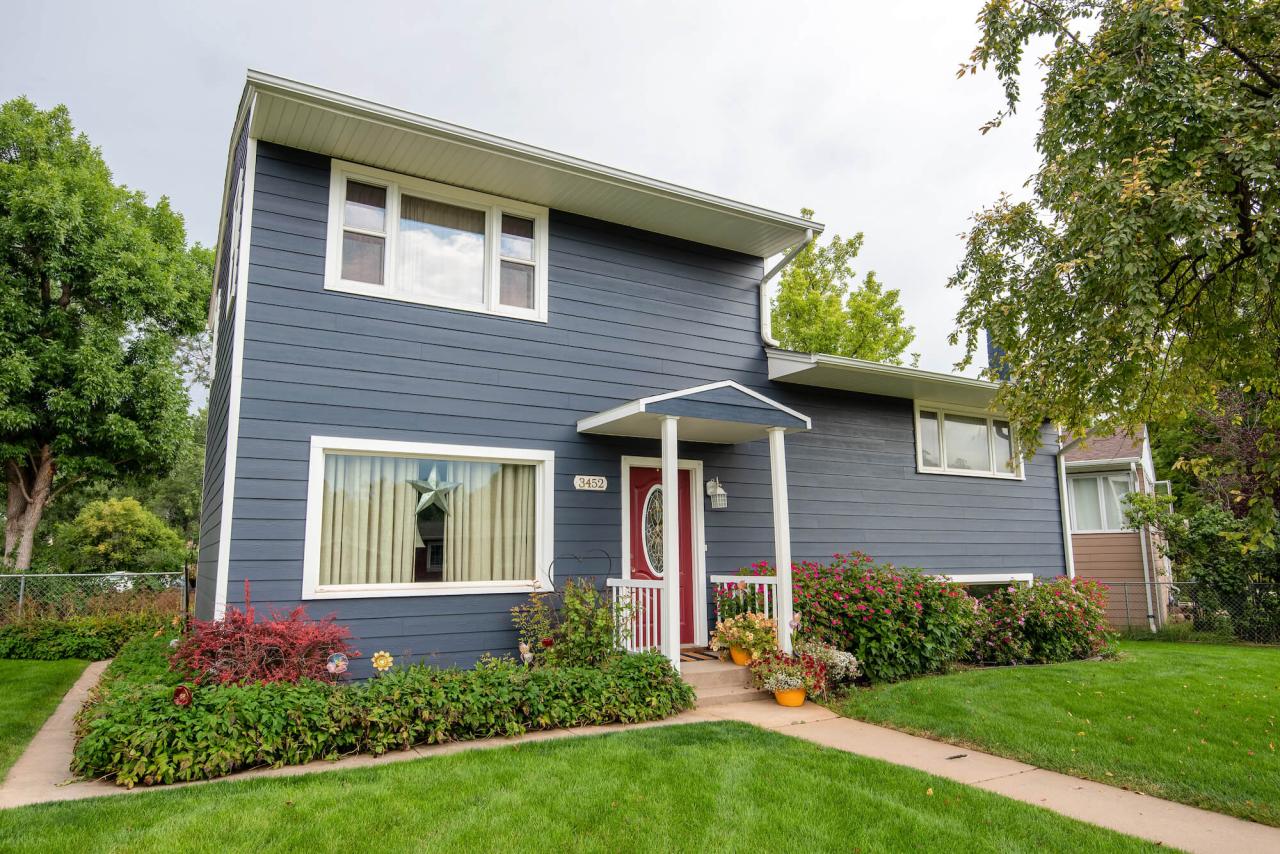 Superior siding roofing Superior siding roofing